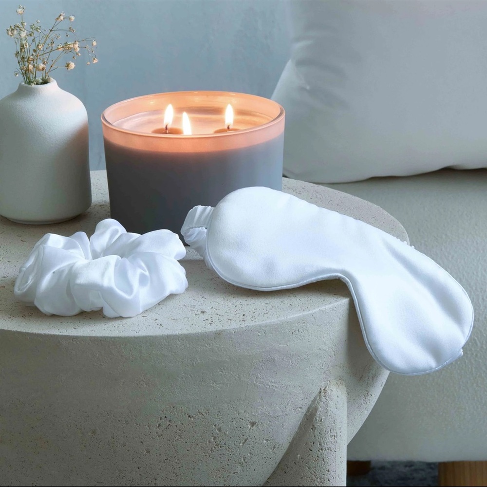 Hush silk sleep bundle! Luxurious silk White Sleep Mask and Scrunchie Set- NWT